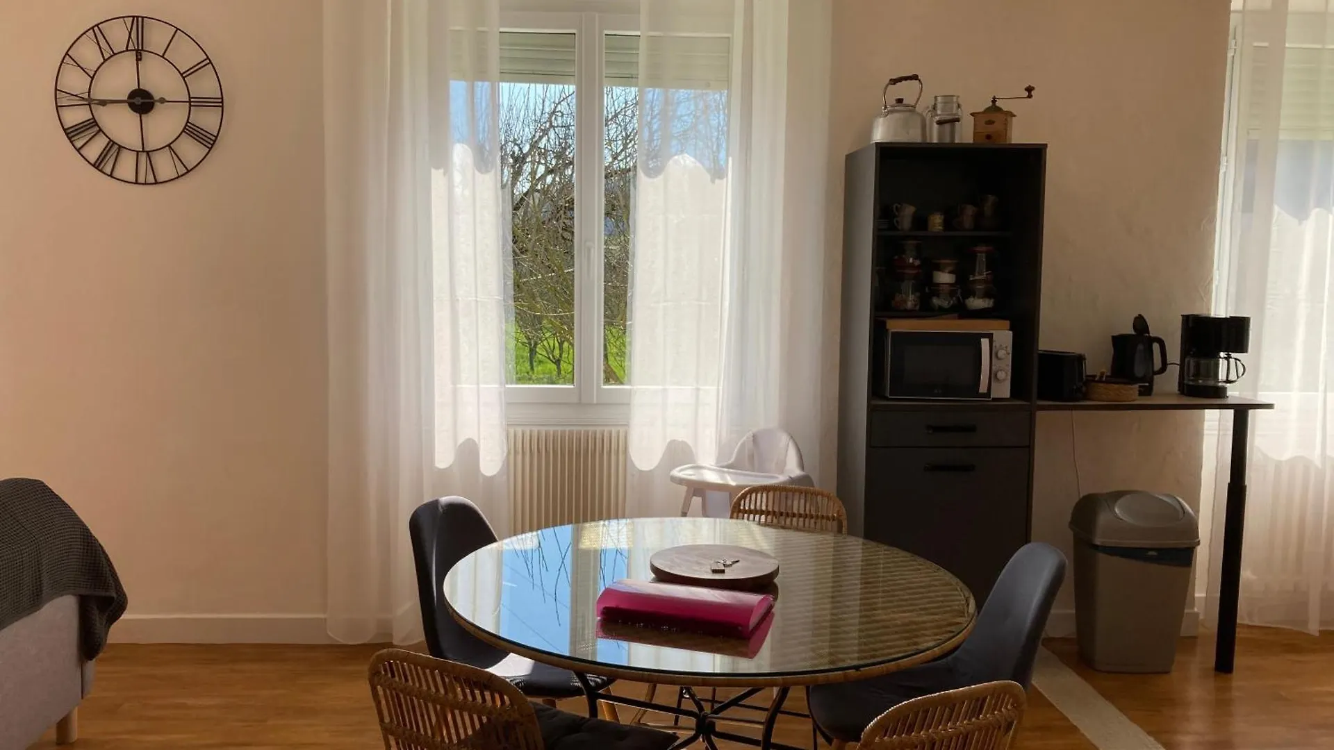 Gite Les Cles Des Champs Cote Jardin Lacave  Ferienhaus Lacave (Lot)