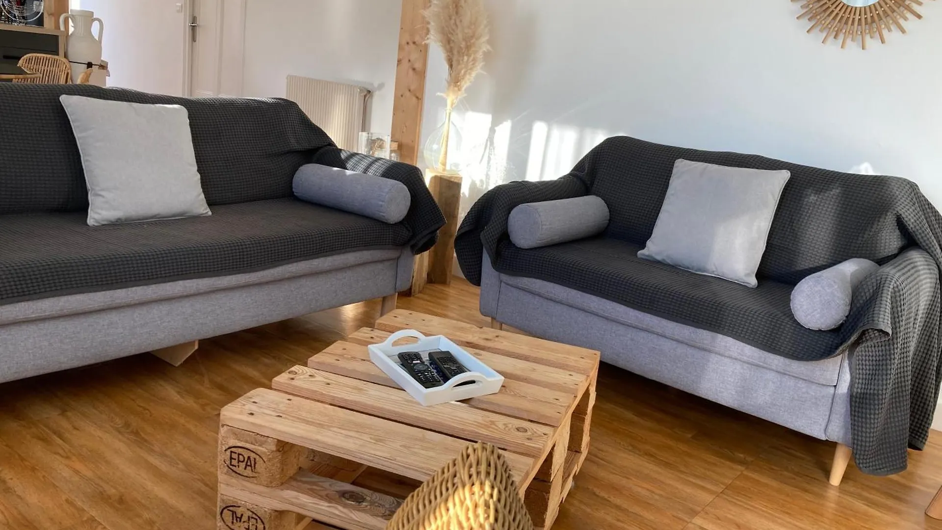 Ferienhaus Gite Les Cles Des Champs Cote Jardin Lacave